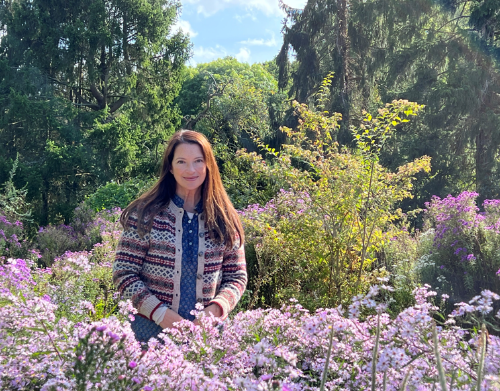 RACHEL DE THAME